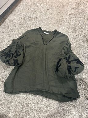 Chico’s Olive Green Embroidered Beaded Puff-Sleeve Women's Top